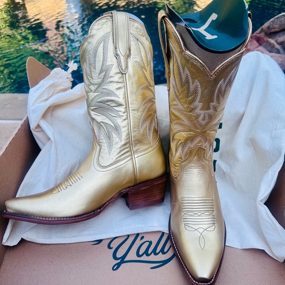 Tecovas SADIE Cowhide Boots - Picture 4 of 11